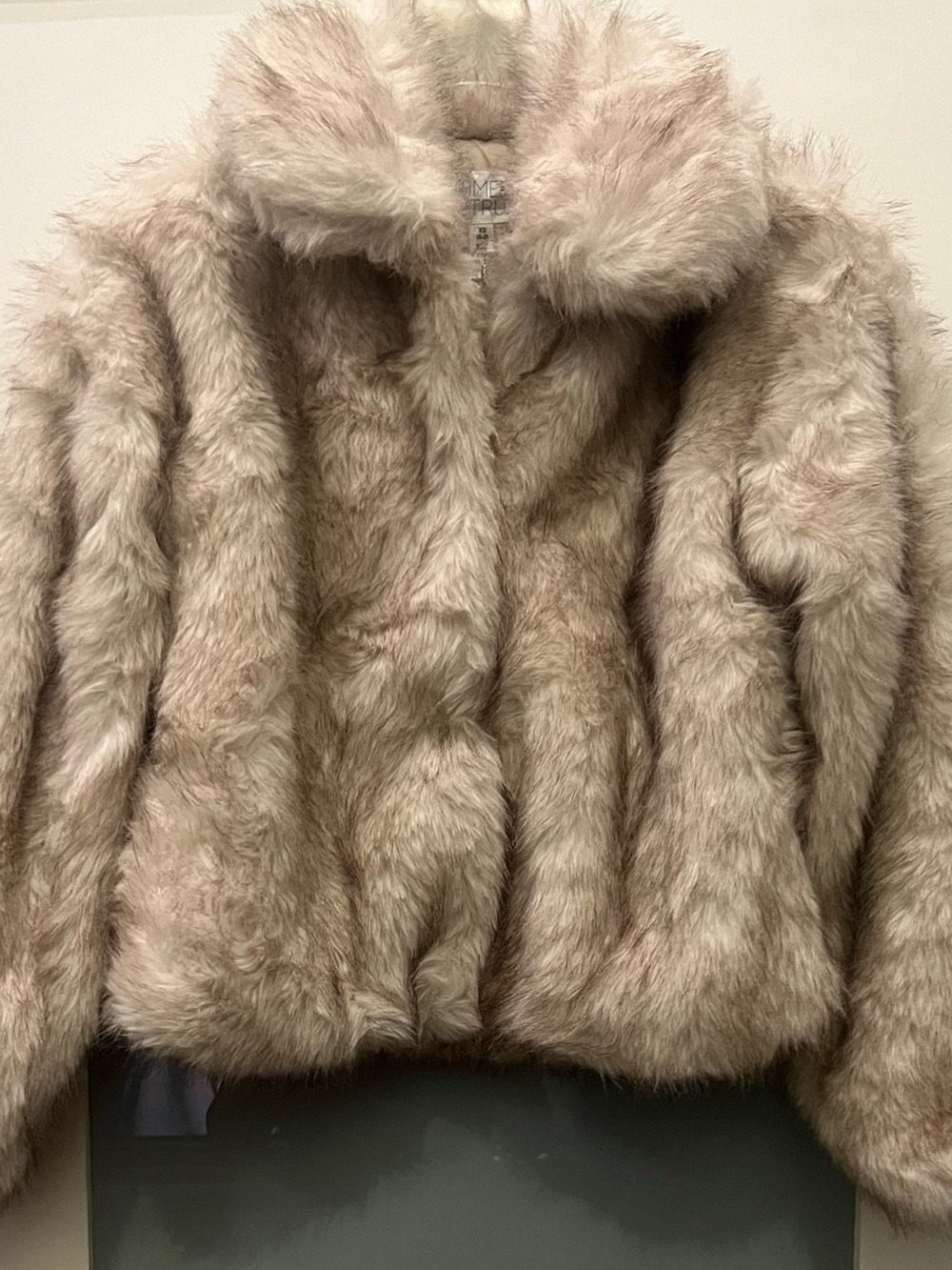 BRAND NEW Time and Tru Taupe Faux Fur Teddy Jacket Size XS (Runs Big)